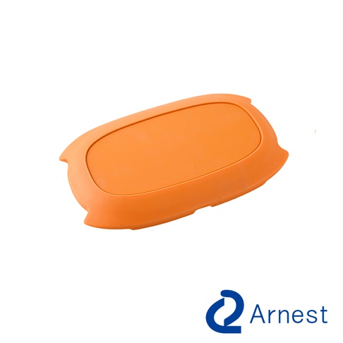 Arnest 橘色多功能快速微波料理器，帶有白色背景和右下角的 Arnest 標誌