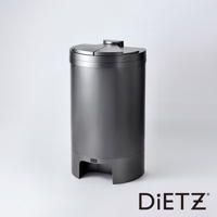 一個30公升的灰色自動感應靜音垃圾桶，由金屬材質製成，頂部有可開合的蓋子，底部有方形的開口和一個小方形感應標誌。