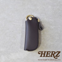 職人手作皮革Organ拉鍊鑰匙包，深棕色，採用高品質皮革製作，配有黃銅色拉鍊與鑰匙圈。