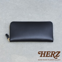 職人手作皮革Organ拉鍊長夾，黑色，精緻車縫，搭配金色拉鍊及同色系皮革拉頭，簡約實用。