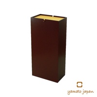 深棕色長方形擺動式垃圾桶，頂部為木紋材質，配有小巧的開關。