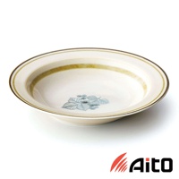 Anyware 美濃燒葉紋復古溫潤主食盤，盤面有淺藍色葉子圖案，邊緣有金棕色條紋，陶瓷材質，適合盛裝主食。