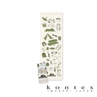 淺米色長毛巾，印有綠色線條圖案，描繪露營裝備，包括帳篷、睡袋、椅子、背包、爐具、燈具等，並附有「PACKING LIST」標籤。