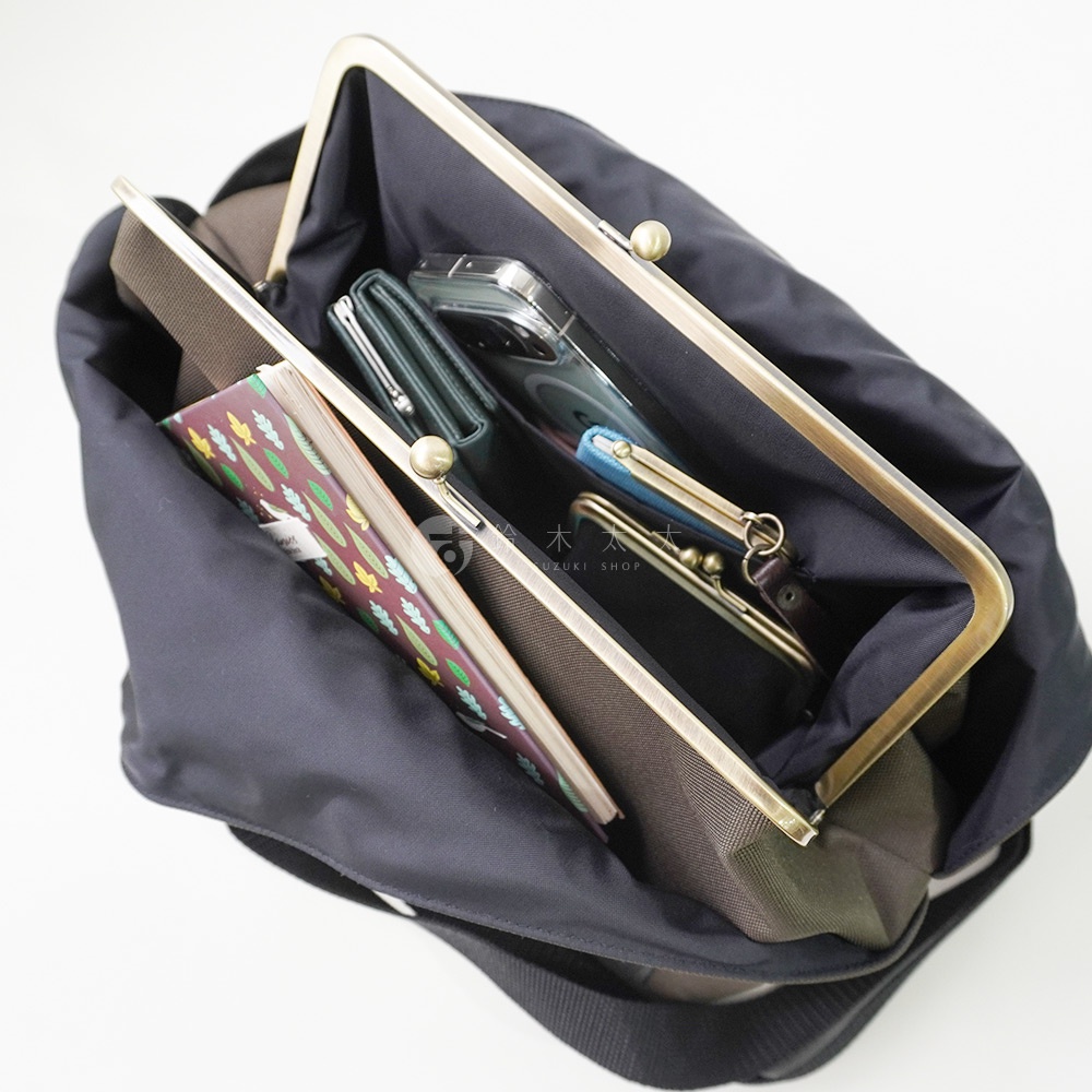 AYANOKOJI 京都職人手作Sarei機能布方形口金單肩包，內有手機、錢包及筆記本