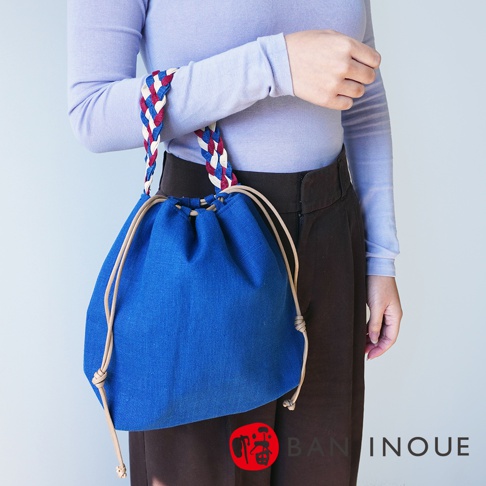 BAN INOUE 品牌麻花辮束口藍色棉麻手提包