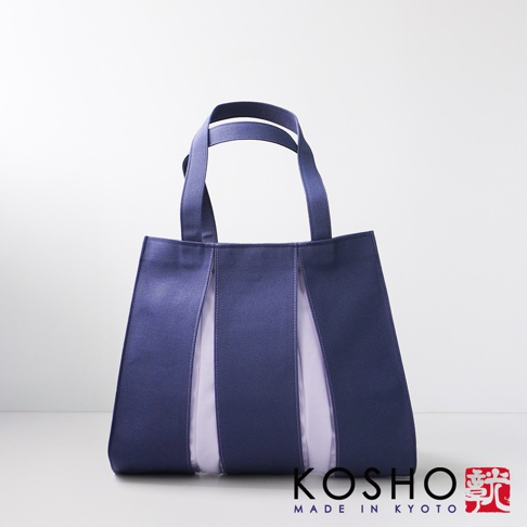 京都職人手作ougi棉帆布扇形托特包，深藍色搭配淺紫色拼接設計，質感帆布材質，簡潔大方。