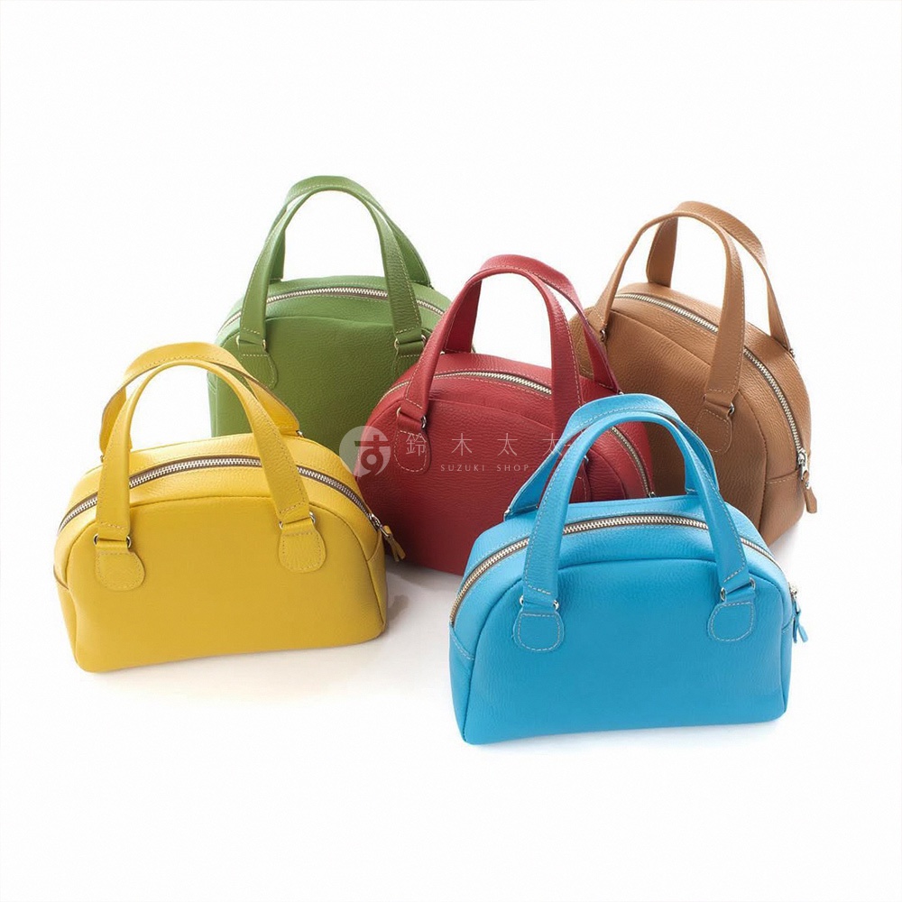 五個手提包，分別為黃色、紅色、藍色、綠色和棕色，皆為半月形狀，採用皮革材質，配有拉鍊開合及雙提把。