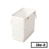 兩個白色塑膠夾縫疊疊洗衣提籃，皆有網格狀孔洞設計和提把。