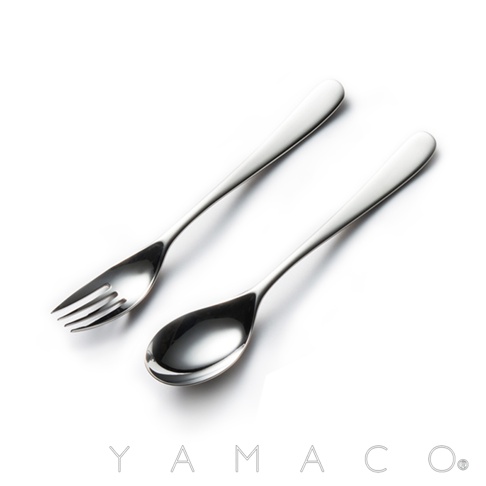 霧面不鏽鋼叉匙兩件組，以簡潔的線條設計，呈現優雅質感。