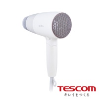 白色輕巧吹風機，機身印有elims字樣，出風口處有蜂窩狀網格設計，下方有TESCOM品牌標誌。