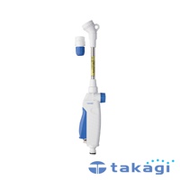 白色與藍色的 takagi 短灑水噴嘴，帶有可調節的灑水頭和連接件，整體為塑膠材質，設計符合人體工學，方便握持。