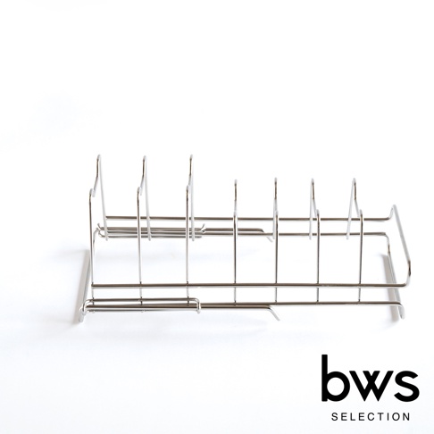 bws SELECTION 的不鏽鋼簡約瀝水架，用於收納和瀝乾餐具。
