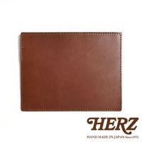 職人手作皮革輕便記事本書套，經典棕色，採用高品質皮革製作，車縫線整齊，簡約設計，適合放入記事本。