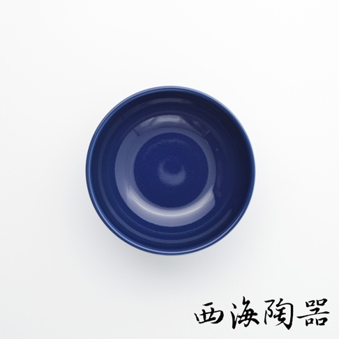 波佐見燒 Common 陶瓷料理深碗，藍色，圓形，陶瓷材質，直徑 15 公分。