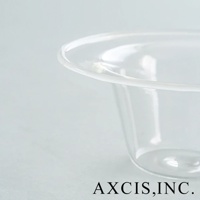 lykke 清透玻璃深型點心碗，S尺寸，透明無色，材質為玻璃，碗口邊緣圓潤。