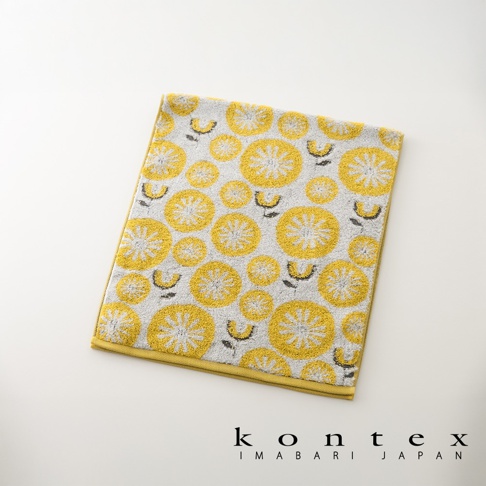 KONTEX Imabari Japan 抗菌花朵圖案毛巾，黃色與灰色相間，可作為浴室或廚房用巾。