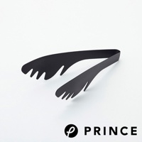 一個黑色的萬用料理麵食分菜夾，由金屬製成，夾頭有三叉設計，方便夾取麵食或其他食材。