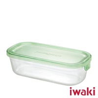 耐熱玻璃長方形保鮮盒，盒身透明，配有淺綠色密封蓋，蓋子上有「PACK&RANGE」壓印字樣。