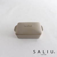 The Chef 品牌淺灰色陶製迷你長方形烤盤，帶有蓋子和兩側把手，表面壓印有品牌名稱。