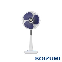 復古藍白落地電風扇，配備金屬網罩和深藍色扇葉，白色圓形底座和支架，簡潔的設計風格。