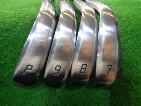 1860146812_3
