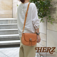 職人手作皮革鹿角扣繩肩背包 TN-1 (共2色)