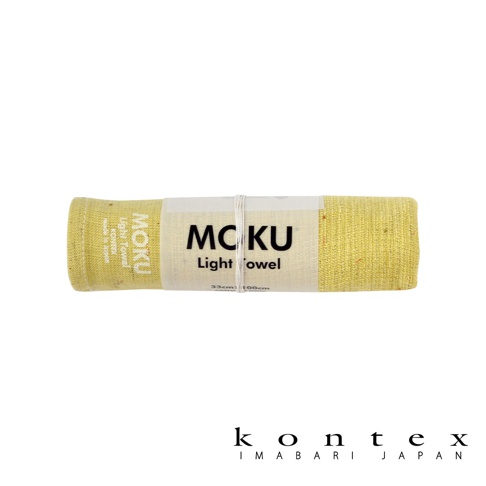 MOKU超速乾輕薄吸水長毛巾，顏色為淡黃色，質地輕薄，帶有品牌標籤，標示尺寸為33cm x 100cm，由日本今治製造。