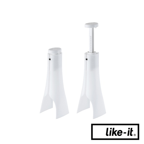 白色塑膠製可調節長靴收納支架，一組兩個，其中一個支架的頂部可伸縮調節高度，設計用於支撐長靴，保持靴筒直立。